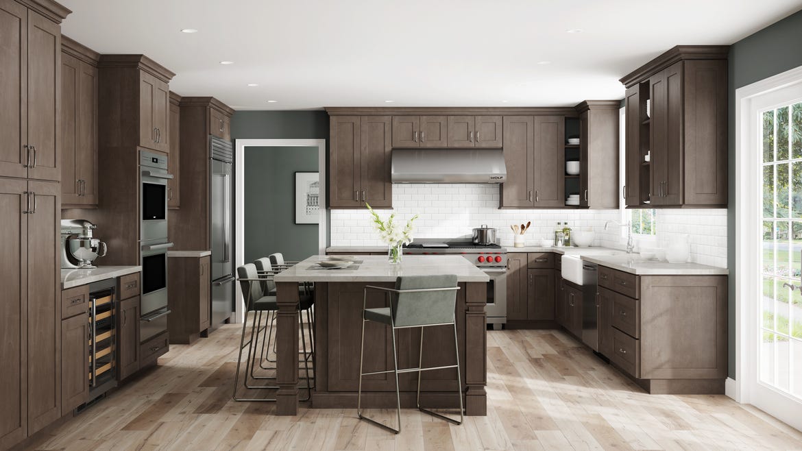 Mocha Shaker kitchen